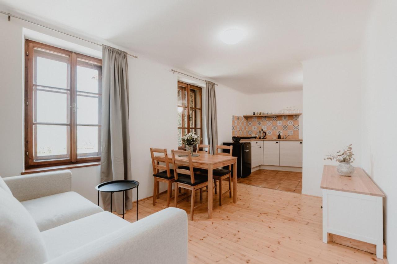 Apartmany Stare Mesto 兹诺伊莫 外观 照片